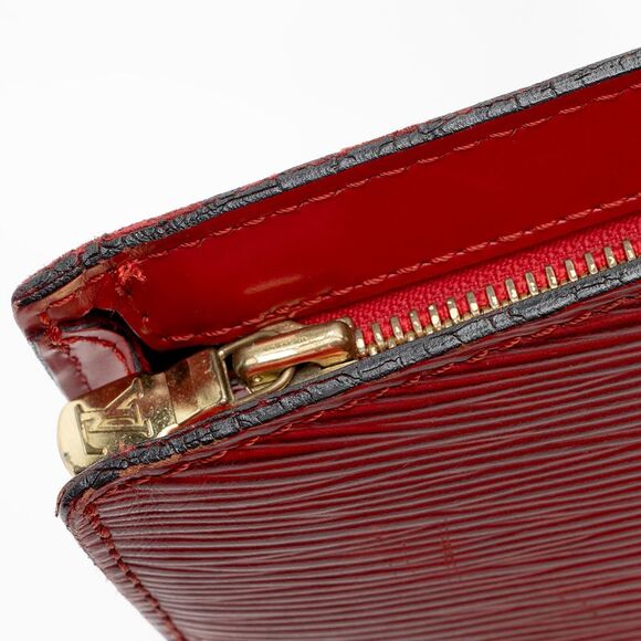 Louis Vuitton Vintage Epi Leather St. Jacques PM Shoulder Bag - Picture 14 of 16